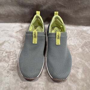 Ryka Echo Knit Slip-On Sneakers SIZE 8.5 M